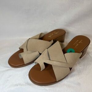 Mila Paoli Tan and Brown Mules with Wooden Heel 8